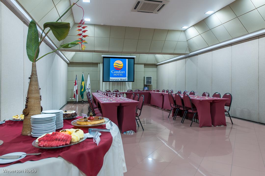 Comfort Hotel 3*